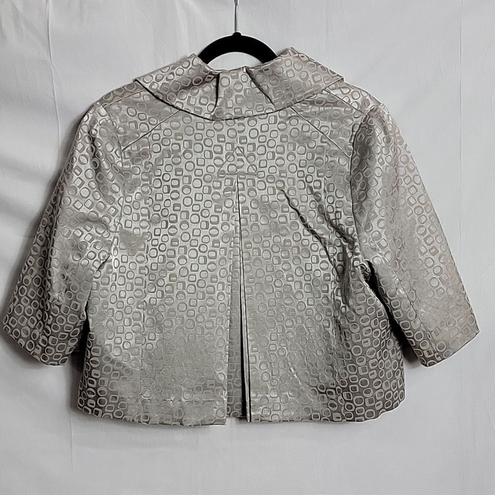 VERTIGO PARIS.. cropped gray/silvery jacket.. - Picture 10 of 12
